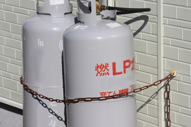 プロパンガスのボンベ