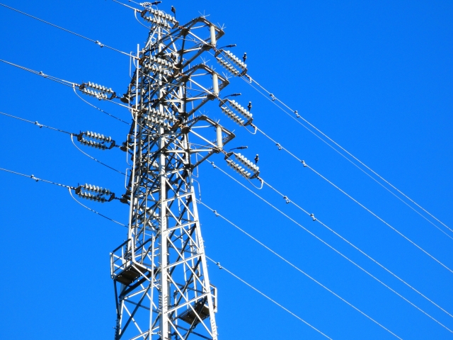 大切なインフラ・送電鉄塔