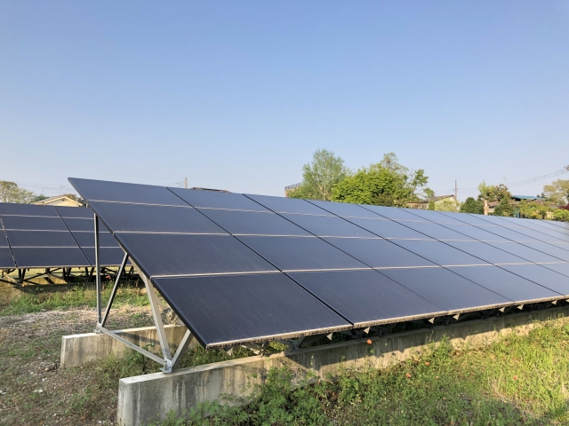 太陽光発電パネル